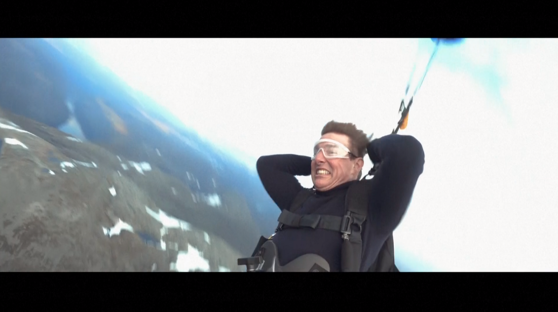 หวาดเสียวสุดๆ!! 'ทอม ครูซ' ซิ่งสองล้อข้ามสะพานขาดดิ่งหน้าผาใน Mission: Impossible 7 หวาดเสียวสุดๆ!! 'ทอม ครูซ' ซิ่งสองล้อข้ามสะพานขาดดิ่งหน้าผาใน Mission: Impossible 7