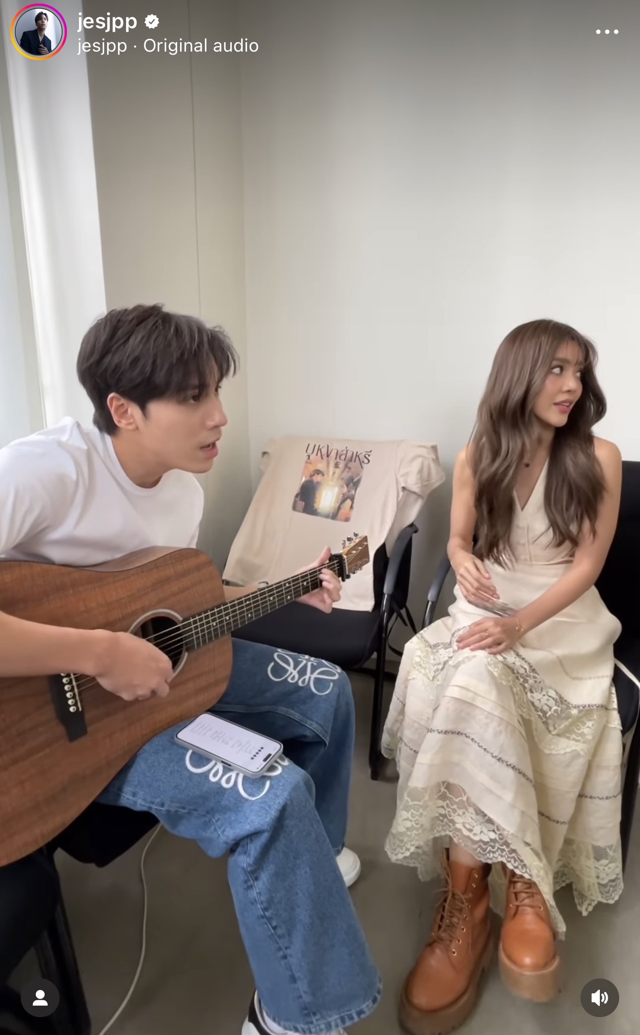 ส่องคอมเมนต์ชาวเน็ต เจษ ลงคลิปร้องเพลงคู่ ปราง หลังถูกจับตาความสัมพันธ์