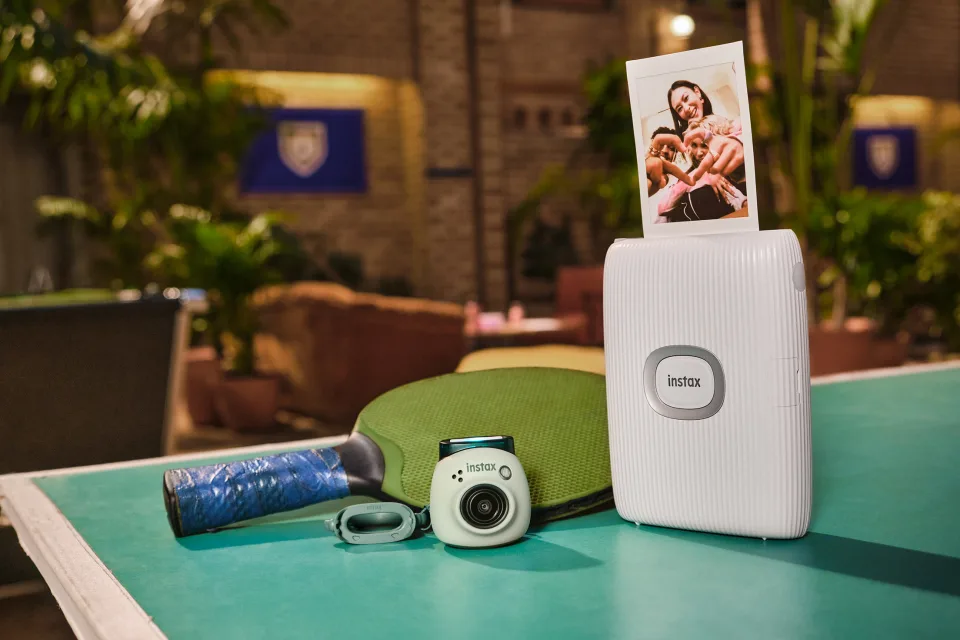 Fujifilm เปิดตัว “Instax Pal” กล้องดิจิทัลจิ๋วพกพา เล็กกว่าฝ่ามือ Fujifilm เปิดตัว “Instax Pal” กล้องดิจิทัลจิ๋วพกพา เล็กกว่าฝ่ามือ