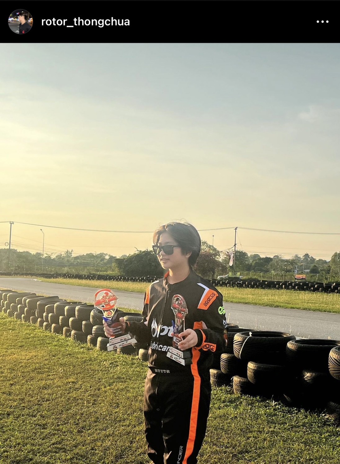 ครอบครัวทองเจือภาคภูมิใจ น้องโรเตอร์ ลูกชายคนเล็ก คว้าแชมป์แข่งรถอีกหนึ่งสนาม ครอบครัวทองเจือภาคภูมิใจ น้องโรเตอร์ ลูกชายคนเล็ก คว้าแชมป์แข่งรถอีกหนึ่งสนาม