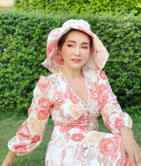 อ่วมหนัก! “ต้อม ณหทัย” เจอพิษน้ำทะเลหนุนสูงริมเจ้าพระยา (มีคลิป) อ่วมหนัก! “ต้อม ณหทัย” เจอพิษน้ำทะเลหนุนสูงริมเจ้าพระยา (มีคลิป)