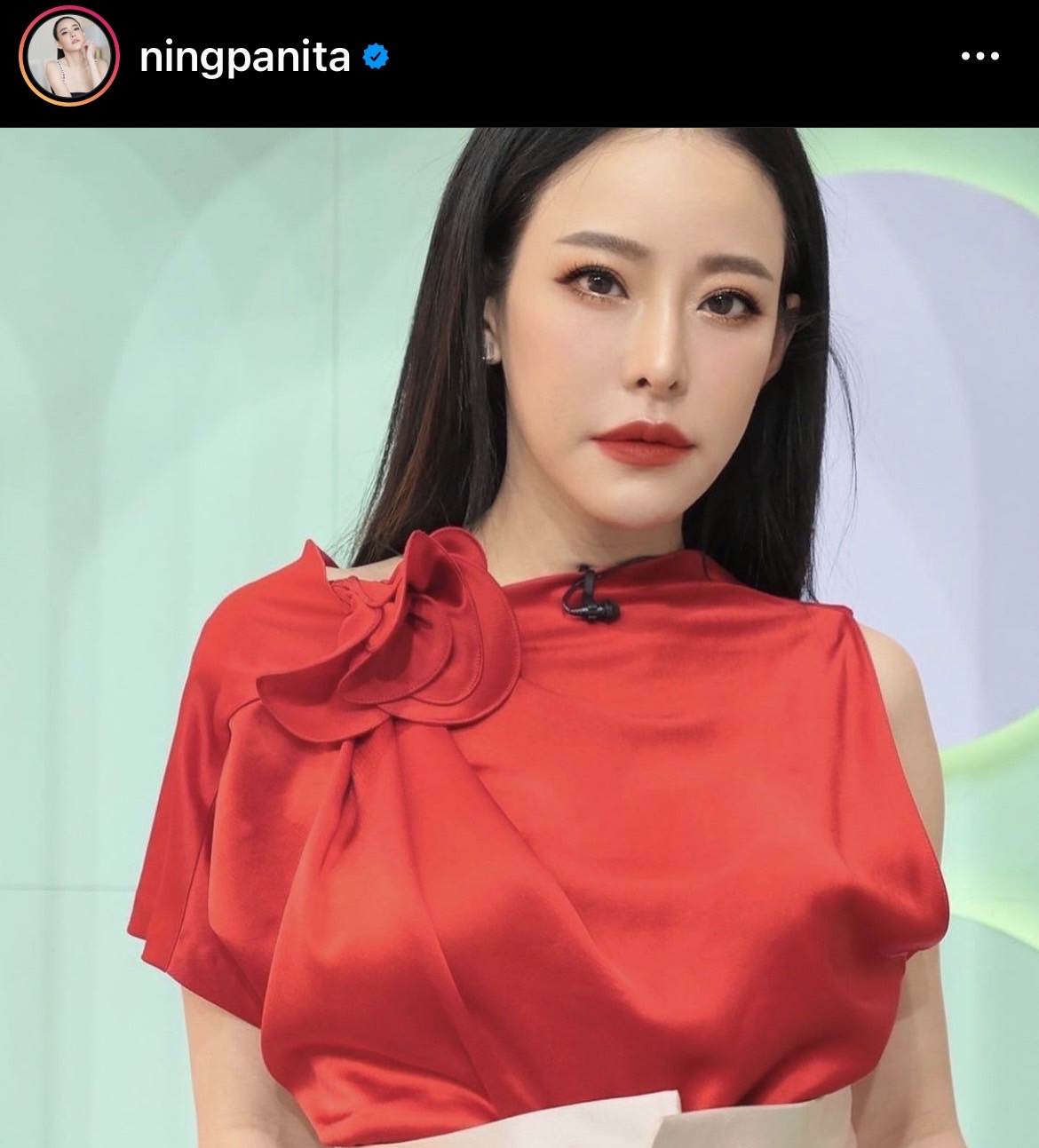 แอนนา ตอบปม หนิง ปณิตา โพสต์ภาพสตอเบอรี่ หมายถึงใคร?? แอนนา ตอบปม หนิง ปณิตา โพสต์ภาพสตอเบอรี่ หมายถึงใคร??