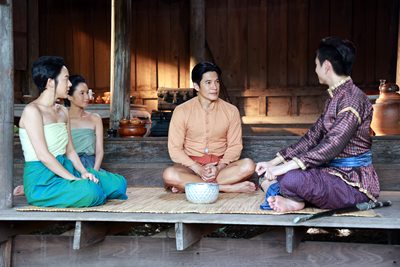 รักสามเศร้า เราสามคน “ทับทิม—ฟิล์ม-เอี๊ยง” สุดท้ายขอทำตามเสียงหัวใจ ใน “หม่อมเป็ดสวรรค์” รักสามเศร้า เราสามคน “ทับทิม—ฟิล์ม-เอี๊ยง” สุดท้ายขอทำตามเสียงหัวใจ ใน “หม่อมเป็ดสวรรค์”