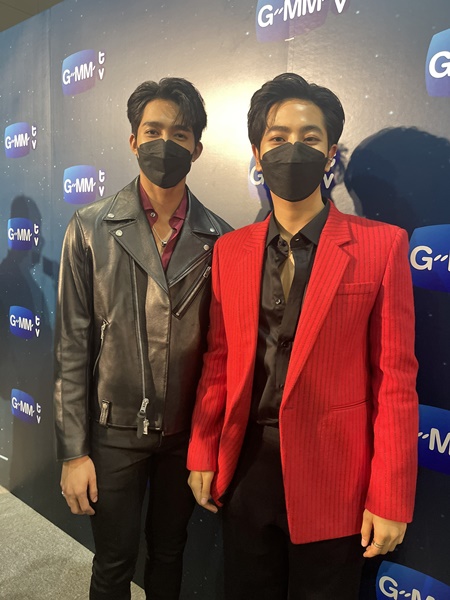 เอิร์ท-มิกซ์ คลั่งรัก ทุ่ม 250,000 สร้างบ้านให้น้องแมว