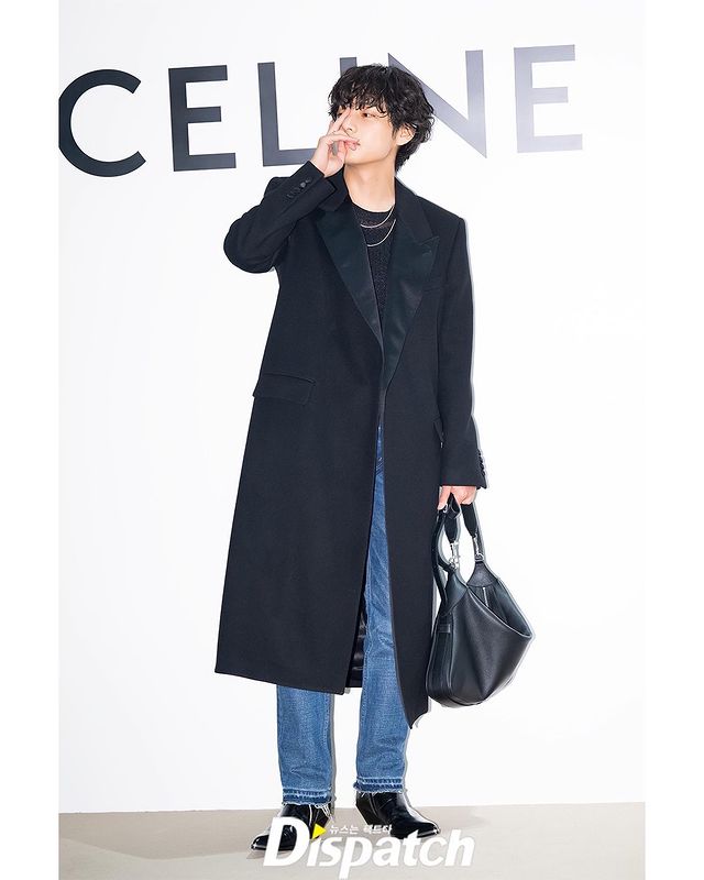 สร้างปรากฎการณ์อีกครั้ง!! ‘ลิซ่า-วี-พัคโบกอม’ รวมตัวในอีเวนต์ CELINE กรุงโซล สร้างปรากฎการณ์อีกครั้ง!! ‘ลิซ่า-วี-พัคโบกอม’ รวมตัวในอีเวนต์ CELINE กรุงโซล