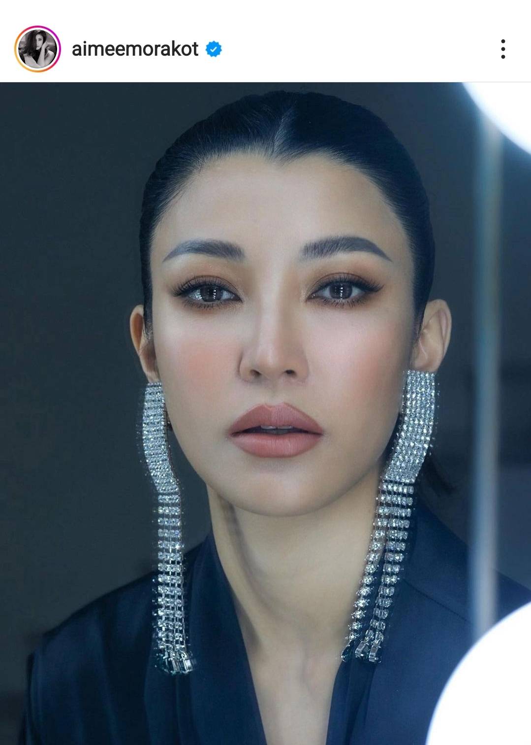 ยกเลิกงานด่วน เอมมี่ มรกต ประกาศติดเชื้อโควิด-19