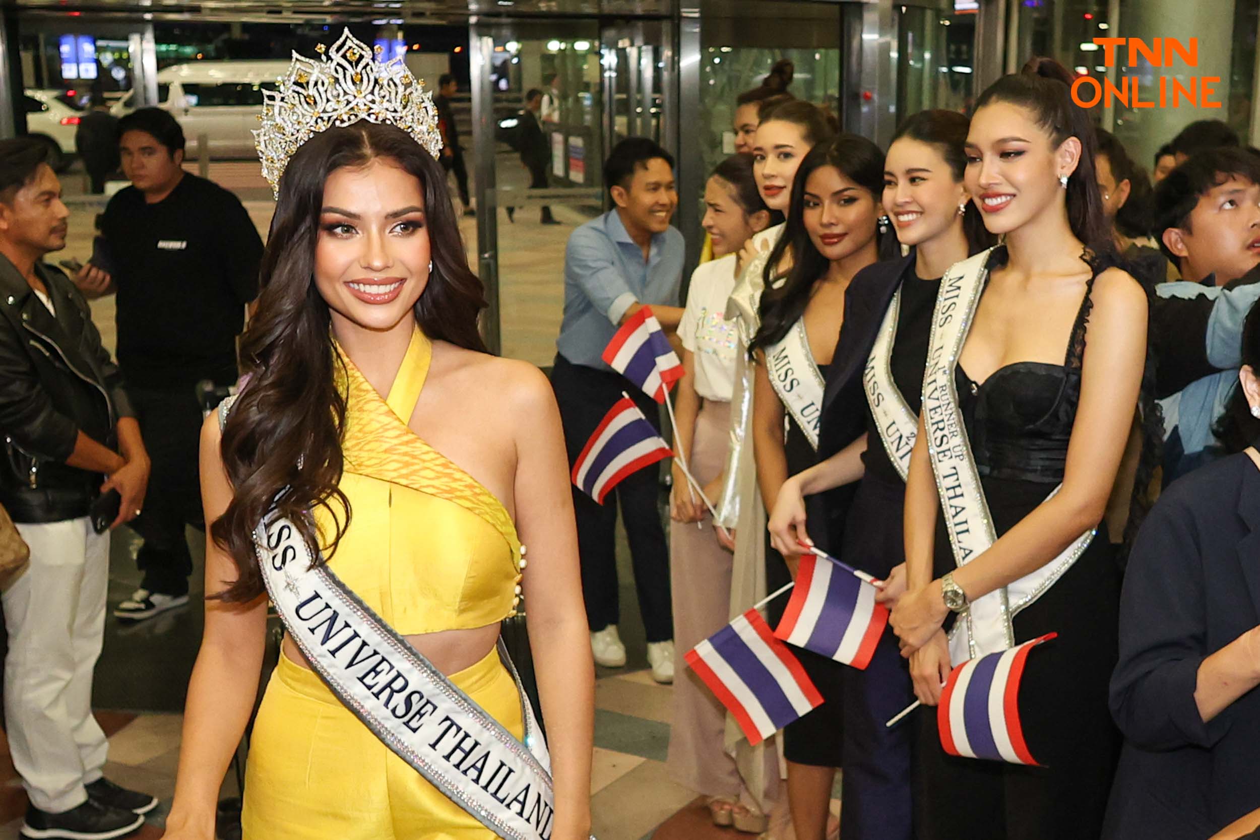 สนามบินแทบแตก! แฟนนางงามร่วมส่ง แอนโทเนีย ไปคว้ามง 3 สนามบินแทบแตก! แฟนนางงามร่วมส่ง แอนโทเนีย ไปคว้ามง 3