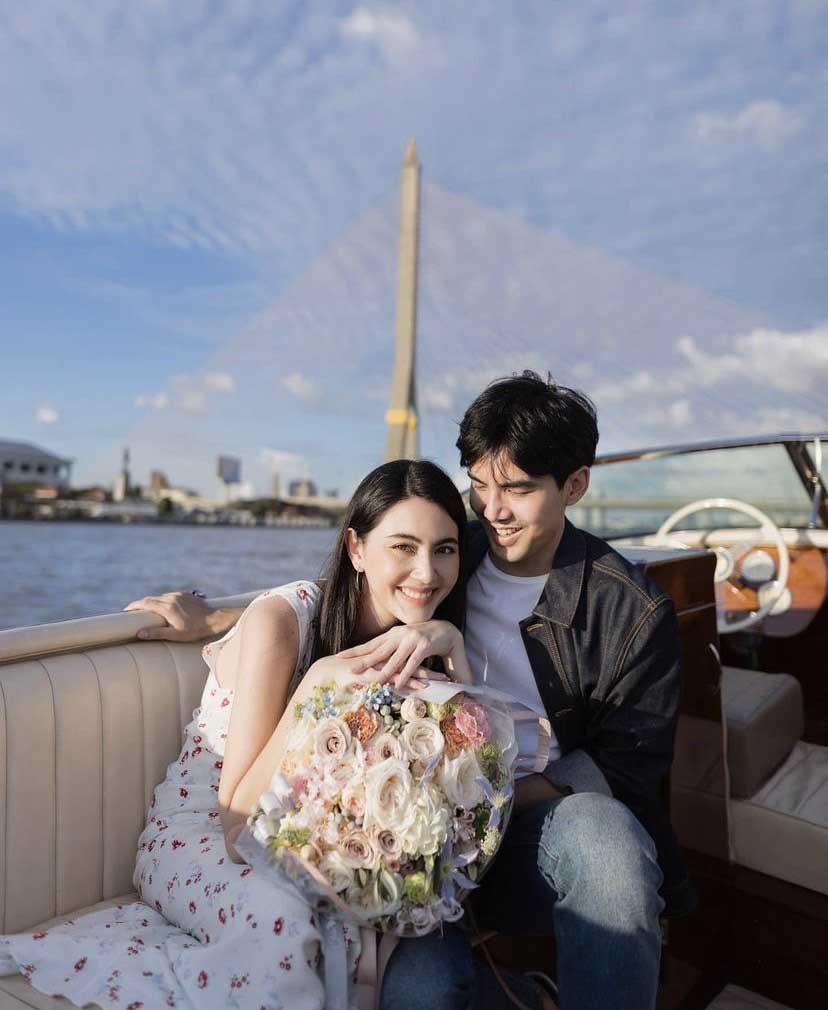 หวานฉ่ำ ใหม่-เต๋อ ควงล่องเรือฉลองความรักครบ 4 ปี 