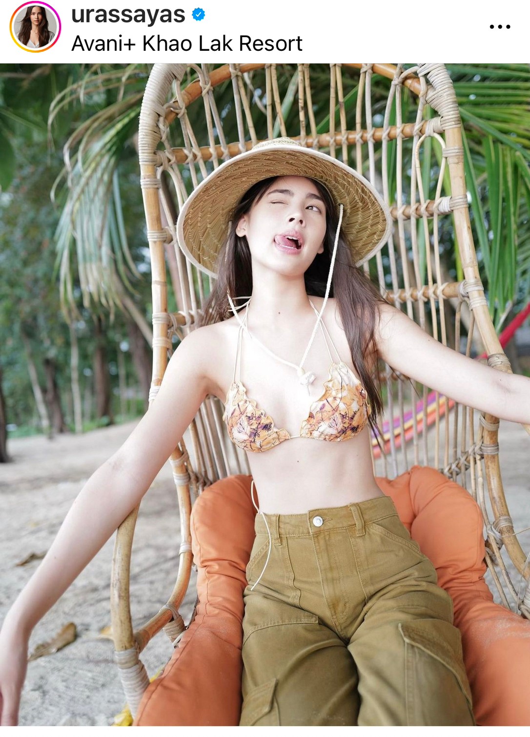 ญาญ่า อุรัสยา อวดลุคแซ่บริมชายหาด ทำคอมเมนต์ไฟลุก!! ญาญ่า อุรัสยา อวดลุคแซ่บริมชายหาด ทำคอมเมนต์ไฟลุก!!