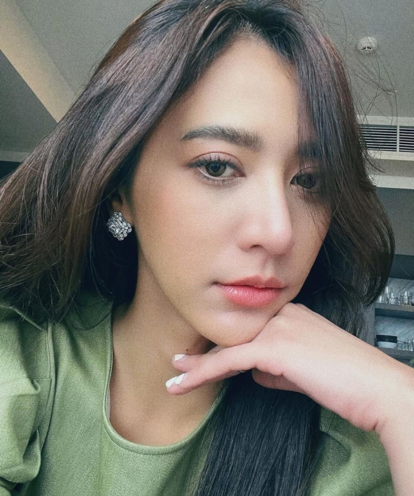 น้ำหวาน - ไฮไซแชมป์ เลิกกันแล้ว!! น้ำหวาน - ไฮไซแชมป์ เลิกกันแล้ว!!