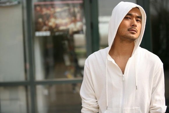 เต๊ะ ศตวรรษ  หันมาจับธุรกิจ พ่นยาฆ่าเชื้อ เพราะอยากช่วยเหลือสังคม