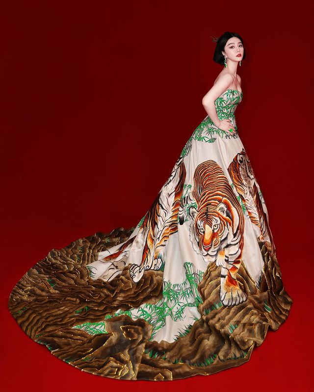 'ชมพู่ อารยา - ฟ่านปิงปิง'!! นำโผ Best Dress เมืองคานส์วันแรกของ Vogue Singapore 'ชมพู่ อารยา - ฟ่านปิงปิง'!! นำโผ Best Dress เมืองคานส์วันแรกของ Vogue Singapore