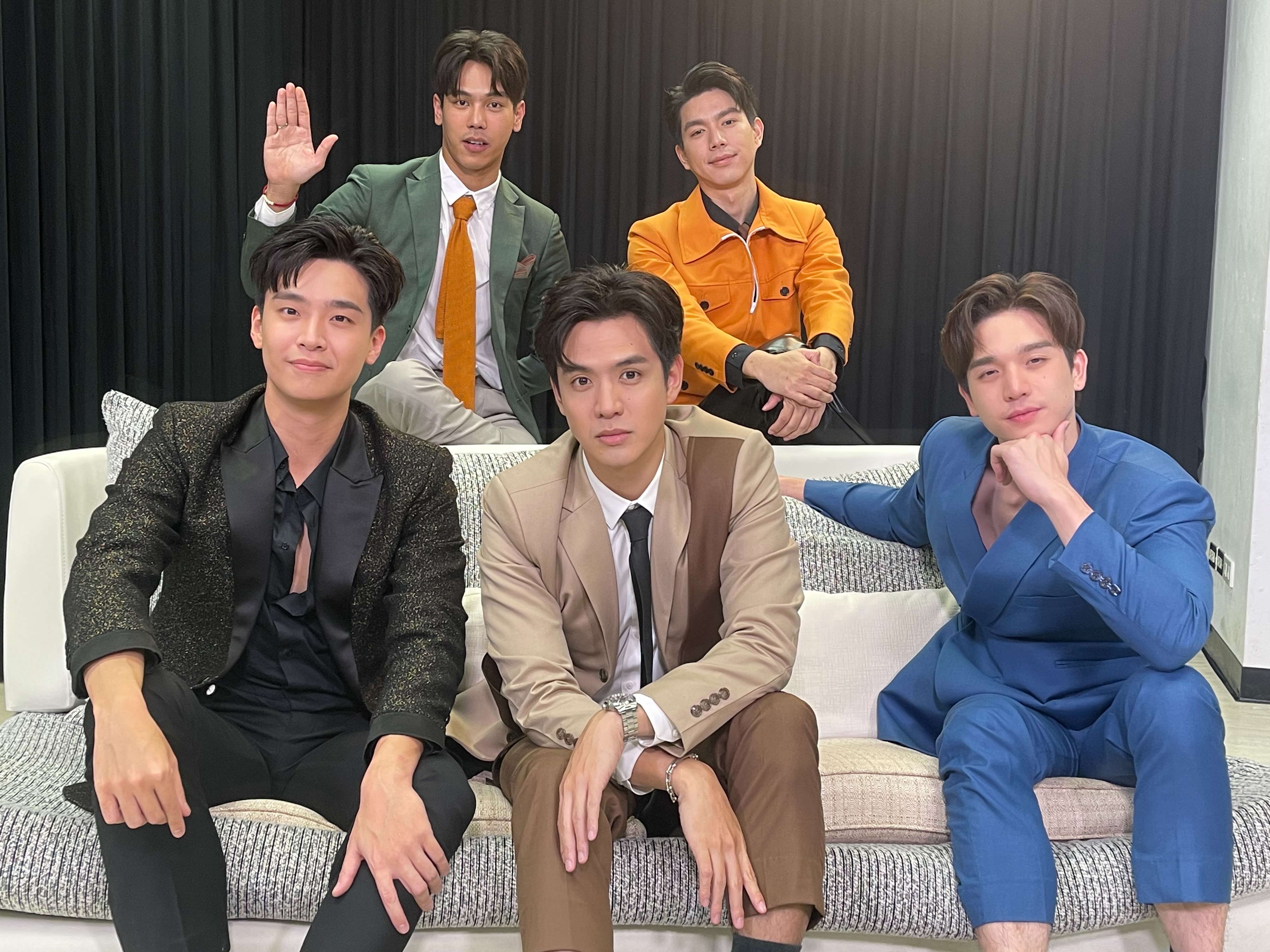  เปิดโมเมนต์วันเกิด “ฟิล์ม ธนภัทร” เหล่าพระเอกดังร่วมอวยพร  