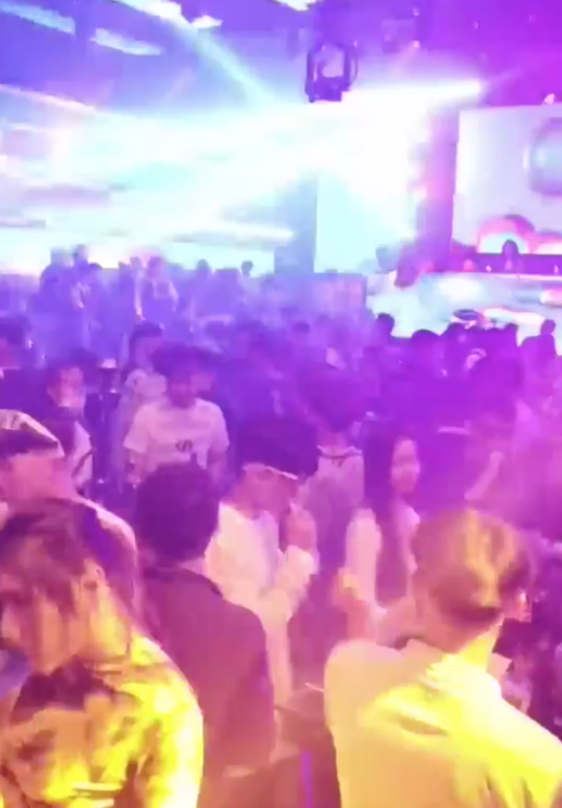 เชียงรายจับตาเข้ม!ผับท่าขี้เหล็กเปิดคึกคักหวั่นโควิคทะลักเข้าไทย