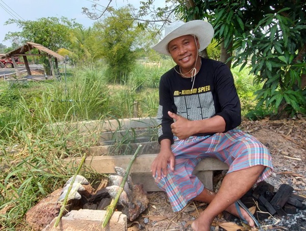 ไมค์ ภิรมย์พร สุดภูมิใจ ลูกสาวคนเล็กเรียนจบไฮสกูลแล้ว ไมค์ ภิรมย์พร สุดภูมิใจ ลูกสาวคนเล็กเรียนจบไฮสกูลแล้ว