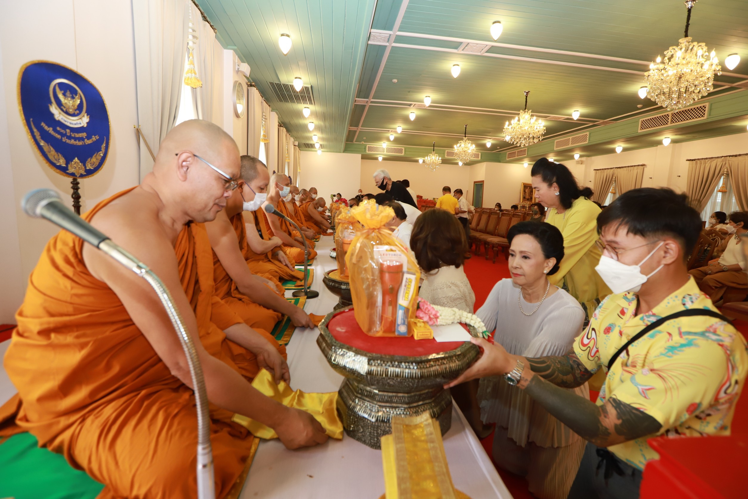 ครบรอบ 1 ปี การจากไป อาต้อย ลูกหลานพร้อมหน้า ทำบุญอุทิศส่วนกุศล