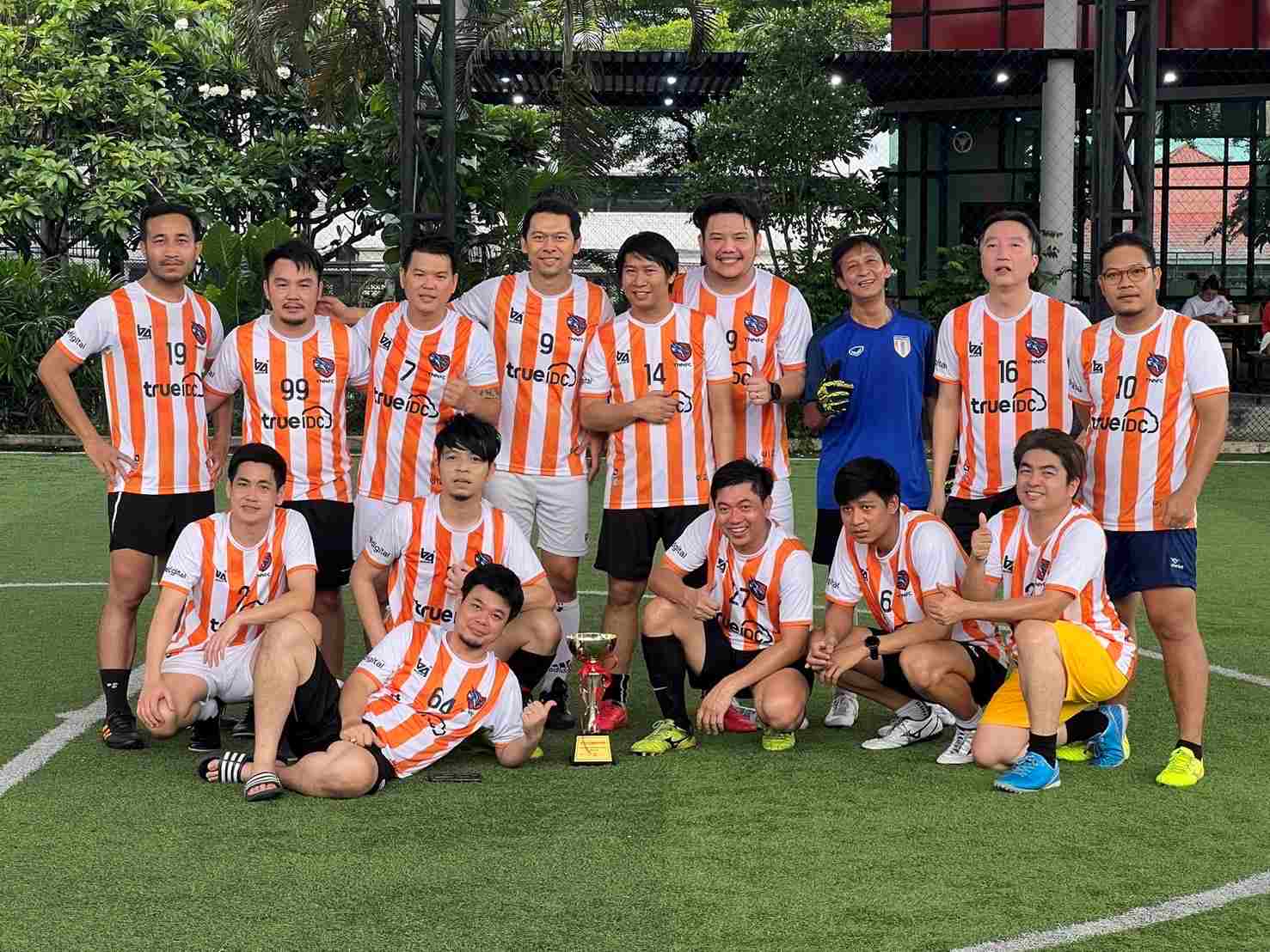 TNNFC คว้าแชมป์แรกของปี ในศึกฟุตบอลเจ็คคนสี่เส้า TDPK VALLEY INVITATION CUP 2024