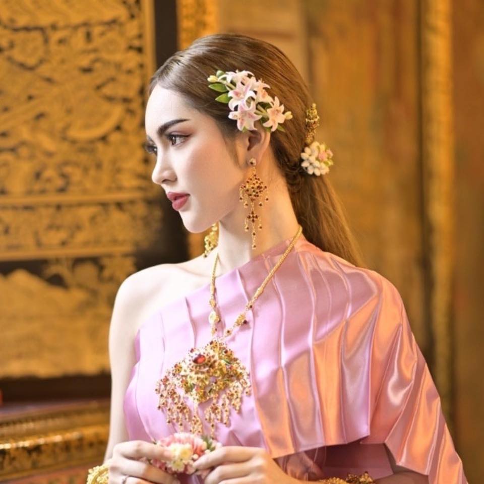 เปิดประวัติ 'โนอา ภญมณ' นางแบบ-นางงามว่าที่นางเอกมาแรง