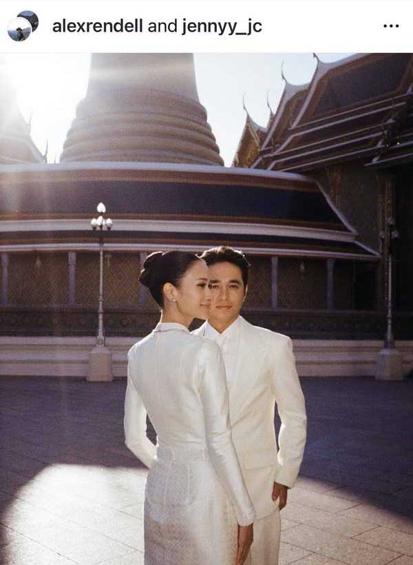 อเล็กซ์ เรนเดลล์ ควงว่าที่เจ้าสาว เจนนี่ เข้าพิธีรับน้ำพระพุทธมนต์ อเล็กซ์ เรนเดลล์ ควงว่าที่เจ้าสาว เจนนี่ เข้าพิธีรับน้ำพระพุทธมนต์