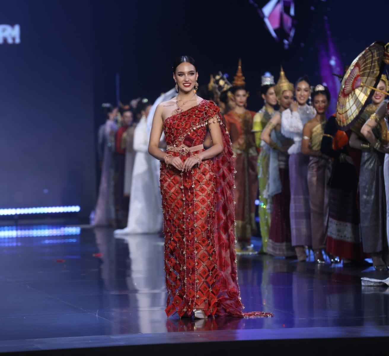 ส่อง! 5 ชุดรางวัลพิเศษรอบประจำชาติ ส่อง! 5 ชุดรางวัลพิเศษรอบประจำชาติ