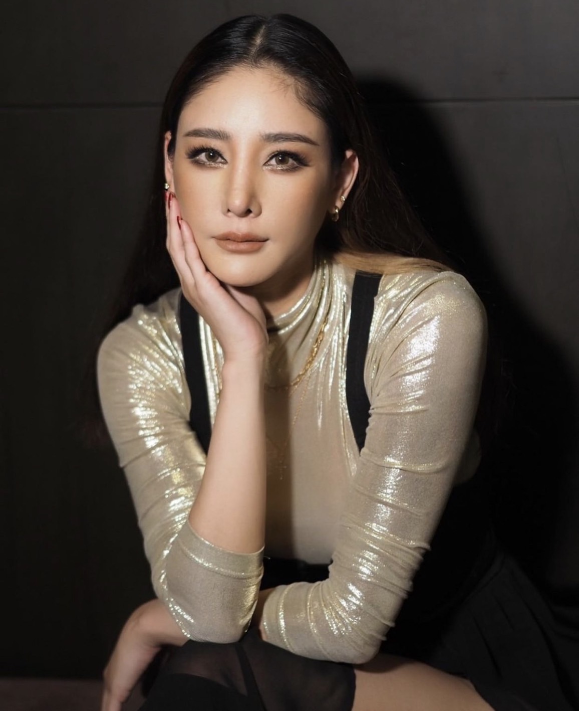 แตงโม นิดา เปิดใจเป็นแม่ค้าไลฟ์ขายเสื้อผ้า 2 ปี ปลดหนี้ 10 ล้านได้ครึ่งทาง!! แตงโม นิดา เปิดใจเป็นแม่ค้าไลฟ์ขายเสื้อผ้า 2 ปี ปลดหนี้ 10 ล้านได้ครึ่งทาง!!