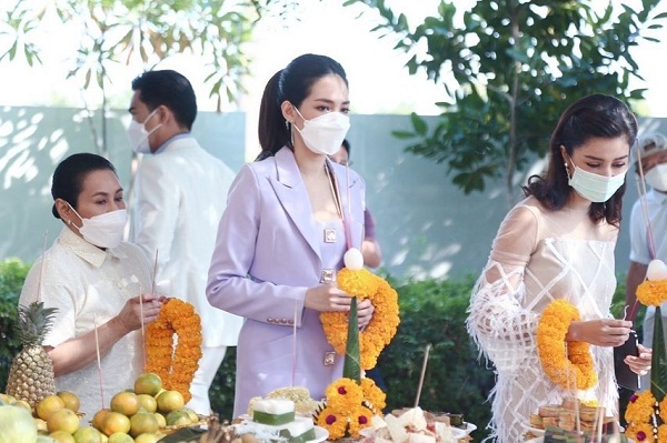 บิ๊นท์ สิรีธร รับ ติดใจงานแสดง เผยอยากลองหลากหลายบทบาท  (มีคลิป)