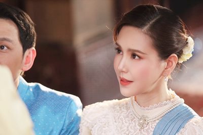 คุณระย้า ผู้ดีเรียบร้อยแต่ฟาดเรียบ บทบาทท้าทายความสามารถ สองเจี๊ยบ คุณระย้า ผู้ดีเรียบร้อยแต่ฟาดเรียบ บทบาทท้าทายความสามารถ สองเจี๊ยบ
