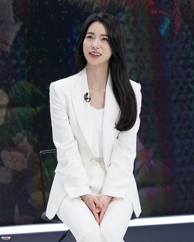 นางร้ายขวัญใจ!! ‘อิมจียอน’ จาก The Glory ลองพยากรณ์อากาศในรายการข่าวจริง