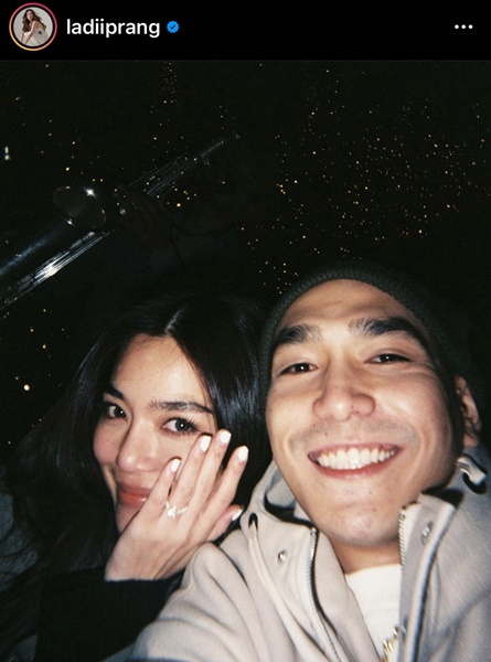 ปราง กัญญ์ณรัณ  เล่าโมเมนต์ถูกขอแต่งงาน ธีมวิวาห์ในฝันอยากแต่งริมทะเล 