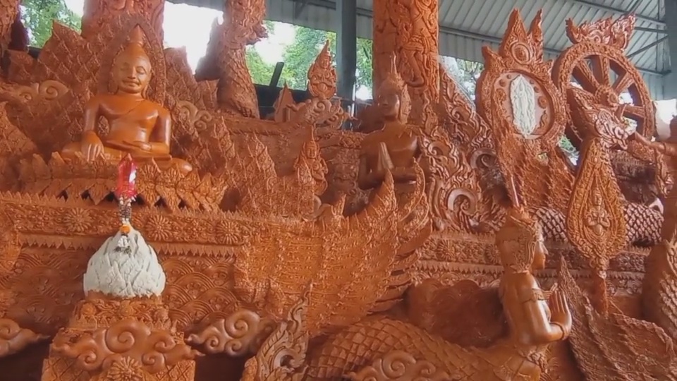วันเข้าพรรษา 2566 โคราชแห่เทียนยิ่งใหญ่ เกาะกระแสโชว์หุ่น “พิธาจับมืออุ๊งอิ๊ง” วันเข้าพรรษา 2566 โคราชแห่เทียนยิ่งใหญ่ เกาะกระแสโชว์หุ่น “พิธาจับมืออุ๊งอิ๊ง”