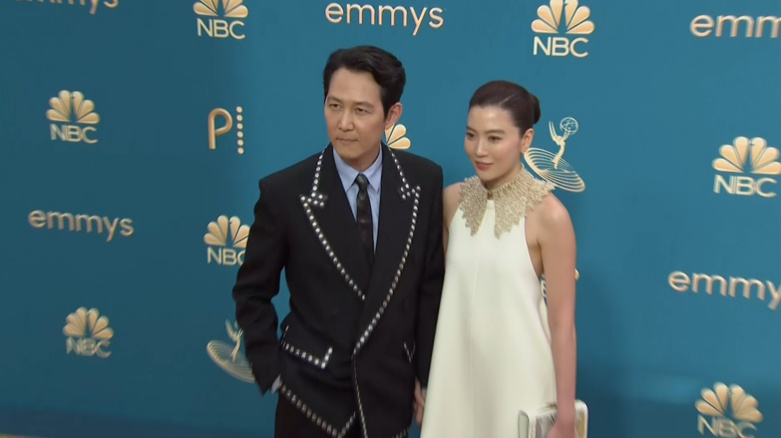 ‘อีจองแจ - เซนดายา’ คว้าดารานำชายหญิงซีรีส์ดราม่างาน Emmy Awards!! ‘อีจองแจ - เซนดายา’ คว้าดารานำชายหญิงซีรีส์ดราม่างาน Emmy Awards!!