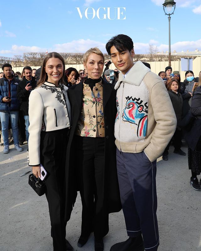 'จีซู-อาโป-คิมเบอร์ลี่'!! เฉิดฉายโดดเด่น ชมแฟชั่นโชว์ Dior ที่ปารีส 'จีซู-อาโป-คิมเบอร์ลี่'!! เฉิดฉายโดดเด่น ชมแฟชั่นโชว์ Dior ที่ปารีส