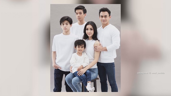 นุ๊ก สุทธิดา เผยลูกชาย น้องปาแปง กินมังสวิรัติมาแล้วกว่า 2 ปี (มีคลิป) นุ๊ก สุทธิดา เผยลูกชาย น้องปาแปง กินมังสวิรัติมาแล้วกว่า 2 ปี (มีคลิป)