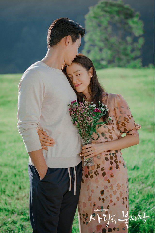 สื่อบันเทิงเกาหลีพร้อมใจลงข่าว 30 มี.ค.นี้ คือฤกษ์วันแต่งงานของ ฮยอนบิน และ ซนเยจิน สื่อบันเทิงเกาหลีพร้อมใจลงข่าว 30 มี.ค.นี้ คือฤกษ์วันแต่งงานของ ฮยอนบิน และ ซนเยจิน