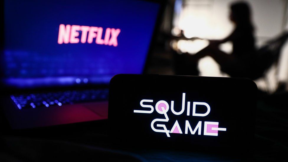เกมเมอร์สาวเสียงานเพราะชื่อช่องซ้ำซีรีส์ดัง “SquidGame” เกมเมอร์สาวเสียงานเพราะชื่อช่องซ้ำซีรีส์ดัง “SquidGame”