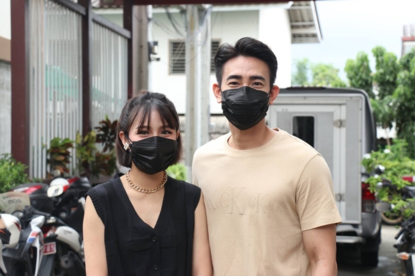 ฟลุค จิระ - แอปเปิ้้ล เข้าแจ้งความ หลังถูกมิจฉาชีพอ้างชื่อปล่อยเงินกู้