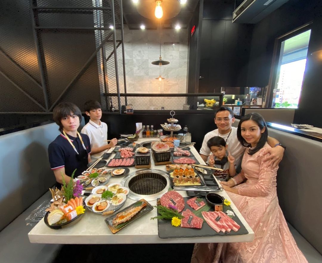 นุ๊ก สุทธิดา ควงสามี เคลียร์ข่าวเตียงหัก