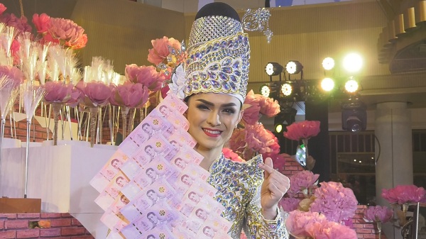 “ศรราม น้ำเพชร” ยึดมั่นคำสอนพ่อ ต่อชีวิตคณะลิเก  (มีคลิป) 