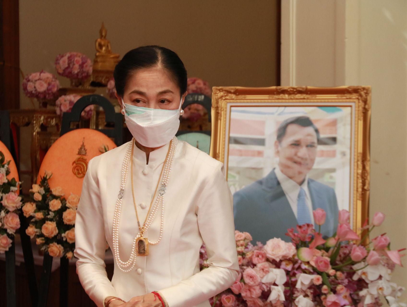 พิธีเคลื่อนร่าง สรพงศ์ ชาตรี เปิดใจ ดวงเดือน เผยคำพูดสุดท้ายถึงคู่ชีวิต