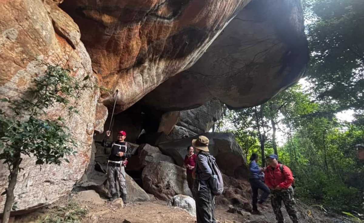 พบแหล่งภาพเขียนสีโบราณอายุกว่า 4,000 ปี ในอุทยานแห่งชาติภูเวียง