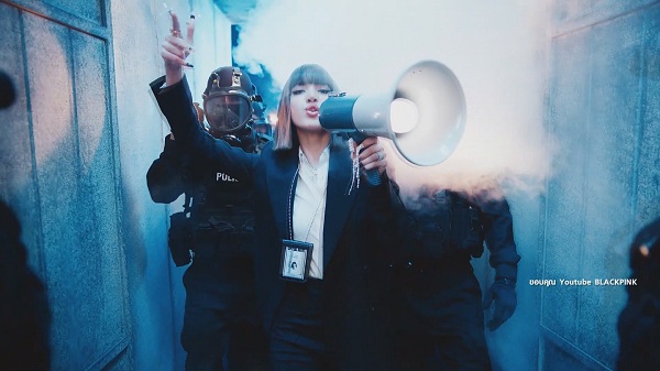 “ลิซ่า & BLACKPINK” ทุบสถิติระดับโลกหลังปล่อย “LALISA” (มีคลิป) “ลิซ่า & BLACKPINK” ทุบสถิติระดับโลกหลังปล่อย “LALISA” (มีคลิป)
