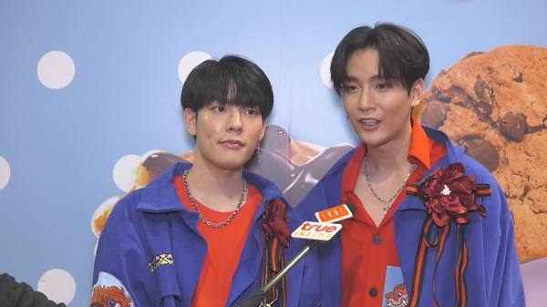 “คิมม่อน-คอปเตอร์” แฮปปี้งานแสดงทำเพลงใหม่วง BKC   (มีคลิป)