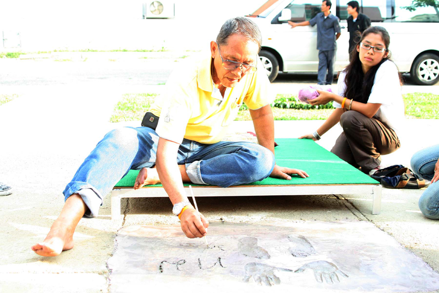 ครอบครัวแจ้งข่าวเศร้า อดีตพระเอก ทม วิศวชาติ เสียชีวิติอย่างสงบ ครอบครัวแจ้งข่าวเศร้า อดีตพระเอก ทม วิศวชาติ เสียชีวิติอย่างสงบ