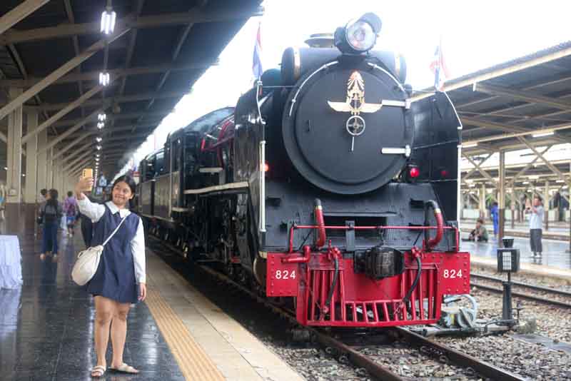 ขบวนรถจักรไอน้ำประวัติศาสตร์ เที่ยวชมกรุงเก่า “อยุธยา” เนื่องในวันปิยมหาราช ขบวนรถจักรไอน้ำประวัติศาสตร์ เที่ยวชมกรุงเก่า “อยุธยา” เนื่องในวันปิยมหาราช