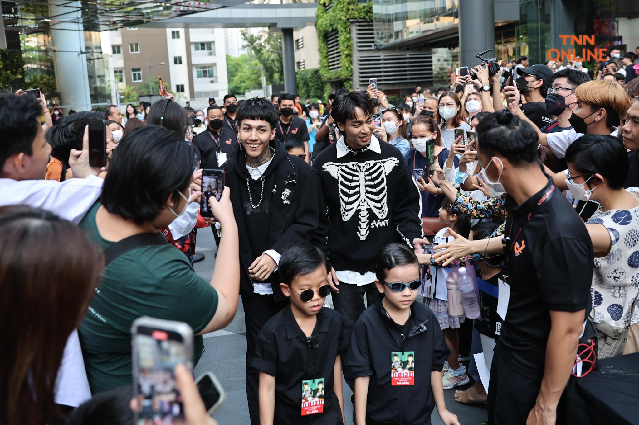 PAPER PLANES ปล่อยซิงเกิลใหม่ ชัดเจน พร้อมมินิคอนเสิร์ตสุดมัน PAPER PLANES ปล่อยซิงเกิลใหม่ ชัดเจน พร้อมมินิคอนเสิร์ตสุดมัน