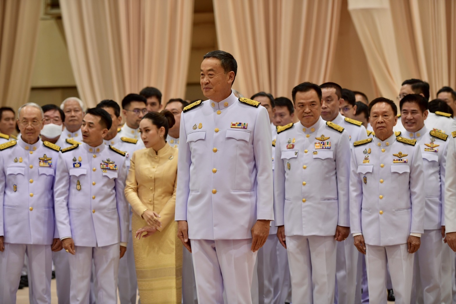 โปรดเกล้าฯ แต่งตั้ง เศรษฐา ทวีสิน ดำรงตำแหน่งนายกรัฐมนตรี คนที่ 30 