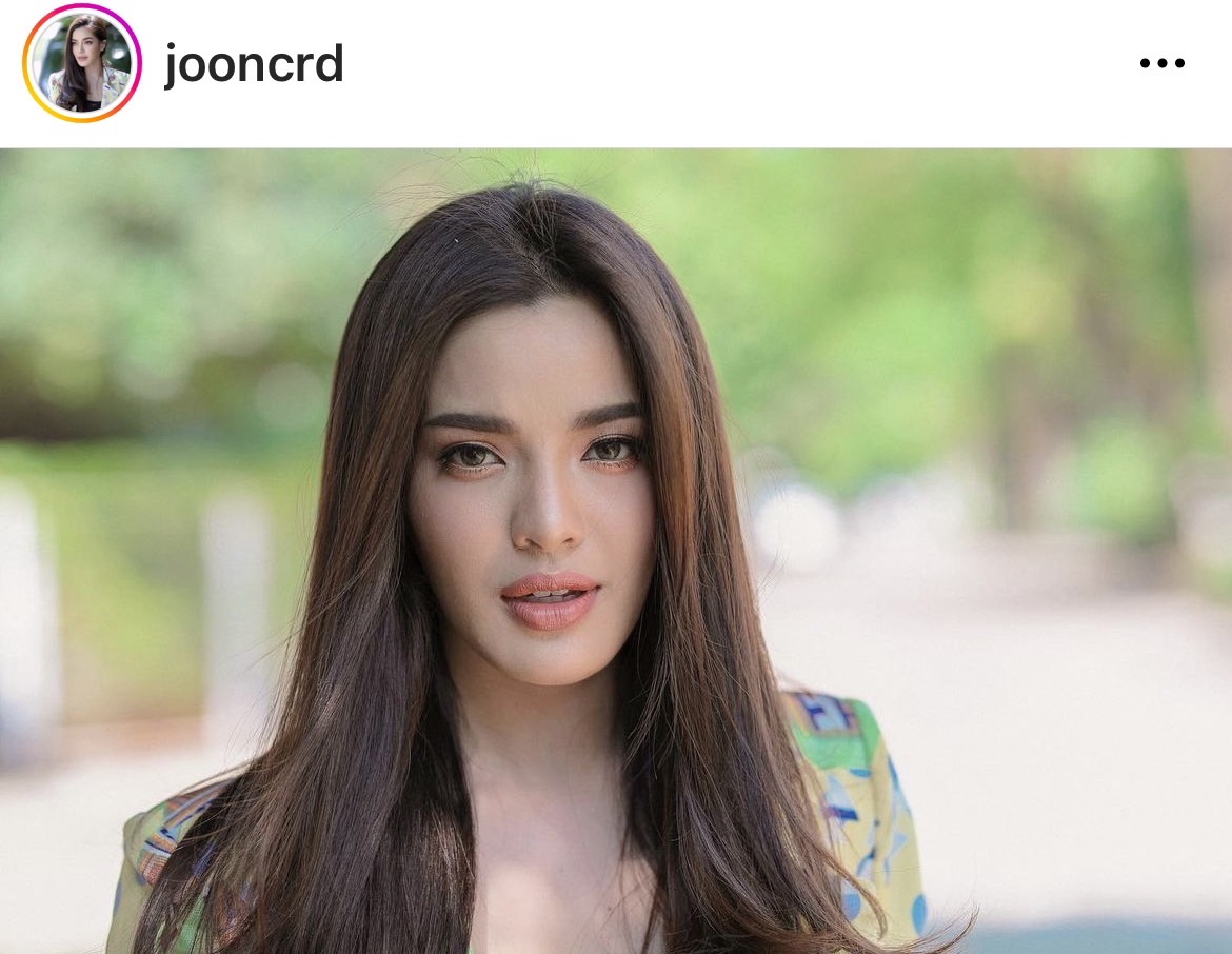 จูน ชลฤดี ถูกแฟนหนุ่มเซอร์ไพรส์คุกเข่าขอแต่งงาน จูน ชลฤดี ถูกแฟนหนุ่มเซอร์ไพรส์คุกเข่าขอแต่งงาน