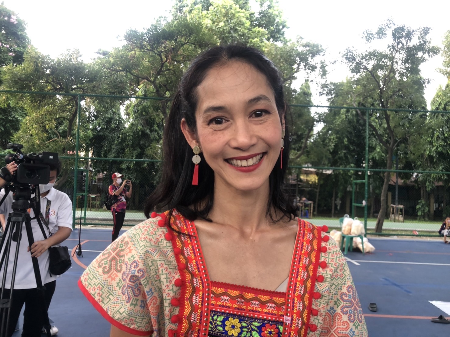 อุ้ม สิริยากร อัปเดตชีวิตหลังย้ายไปอยู่ต่างประเทศ เผย คิดถึงงานในวงการ 