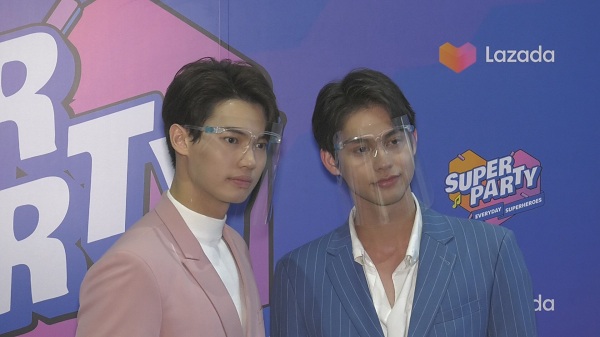 ไบร์ท–วิน ชวนแฟนคลับทั่วโลก ฟินกับภาพยนตร์ เพราะเราคู่กัน THE MOVIE (มีคลิป)