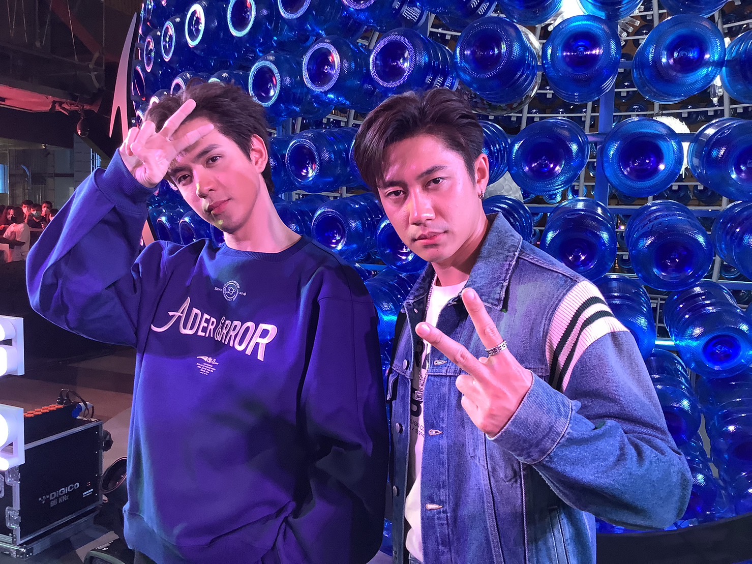 ฟิล์ม-แจม ปลื้มกับฉายา คู่จิ้นพิษว่าน แถมเป็นปีทองของทั้งคู่